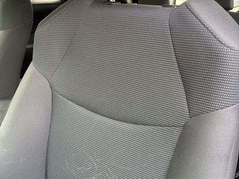 Used 2023 Toyota RAV4 LE FWD image 5