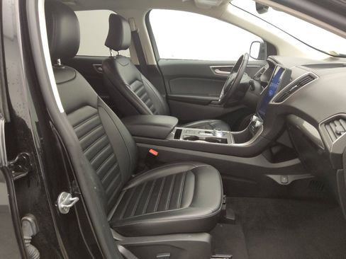 Used 2023 Ford Edge SEL image 21