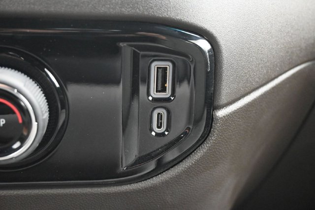 Used 2026 Chevrolet Silverado 2500 LT AWD/4WD image 15
