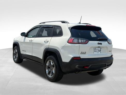 Used 2019 Jeep Cherokee Trailhawk w/ Comfort/Convenience Group AWD/4WD image 3