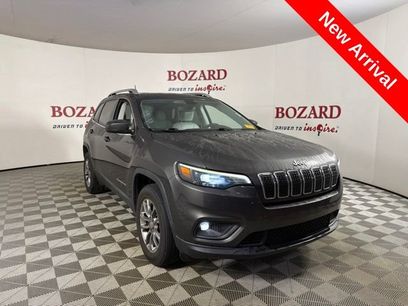 Used 2020 Jeep Cherokee Latitude Plus w/ Comfort/Convenience Group