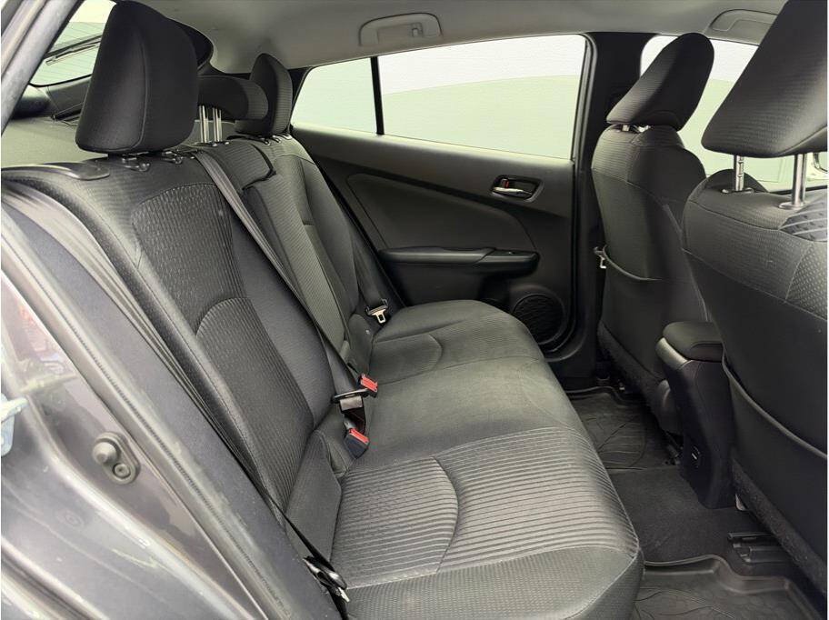 Used 2018 Toyota Prius Three FWD image 14