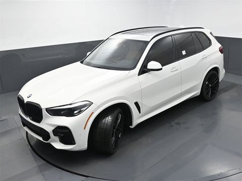 Used 2022 BMW X5 sDrive40i w/ M Sport Package image 36