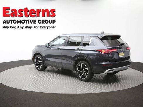 Used 2024 Mitsubishi Outlander SE AWD/4WD image 63