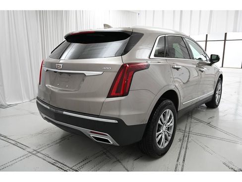 Used 2023 Cadillac XT5 Premium Luxury image 7
