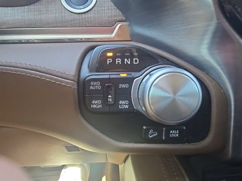 Used 2019 RAM 1500 Limited AWD/4WD image 19