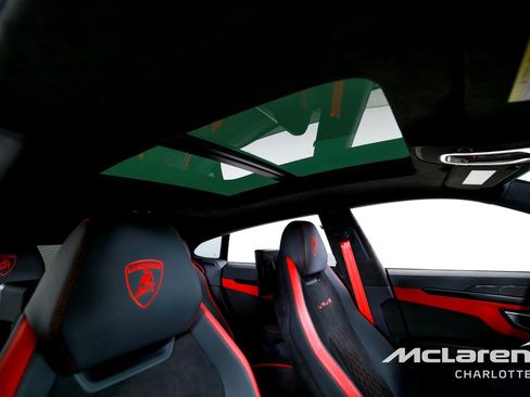 Used 2023 Lamborghini Urus S AWD/4WD image 34