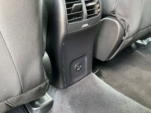 Certified 2022 Ford Escape SE w/ Cold Weather Package image 16