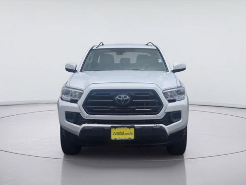 Used 2018 Toyota Tacoma SR w/ SR Convenience Package RWD image 2