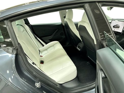 Certified 2023 Tesla Model 3 Standard Range RWD image 11