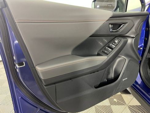 Used 2025 Subaru Crosstrek 2.5i Limited w/ Popular Package #3A image 11