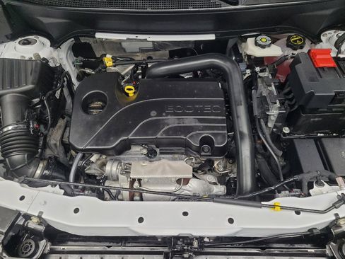 Used 2025 Chevrolet Equinox LT image 30