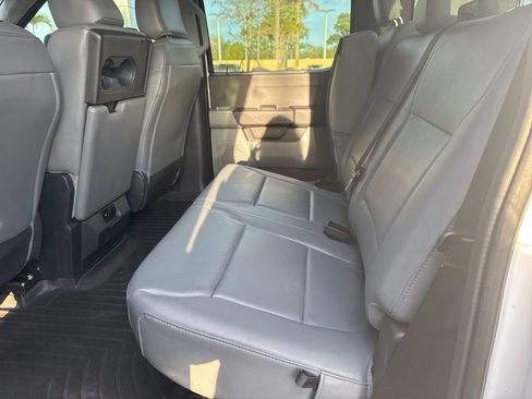 Used 2025 Ford F250 XL image 6