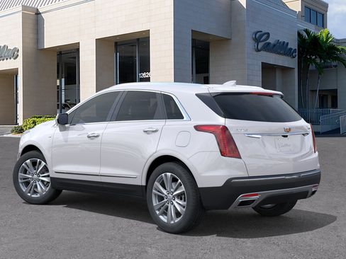 New 2026 Cadillac XT5 Premium Luxury w/ Driver Assist Package FWD image 3