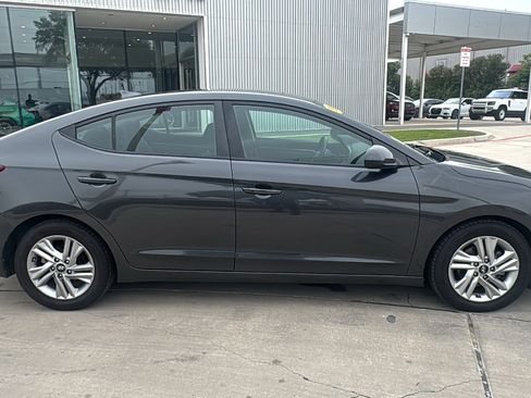 Used 2020 Hyundai Elantra Value Edition w/ Cargo Package (C1) FWD image 8