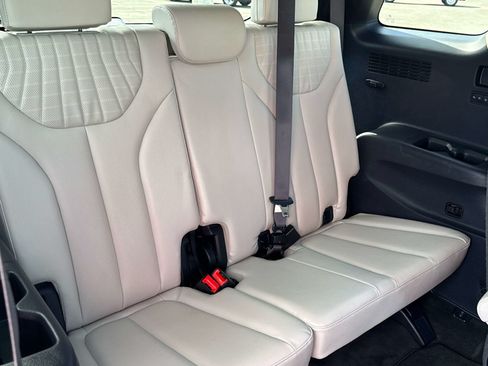 Used 2023 Hyundai Palisade Limited FWD image 22