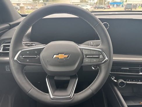 New 2026 Chevrolet Traverse LT image 28