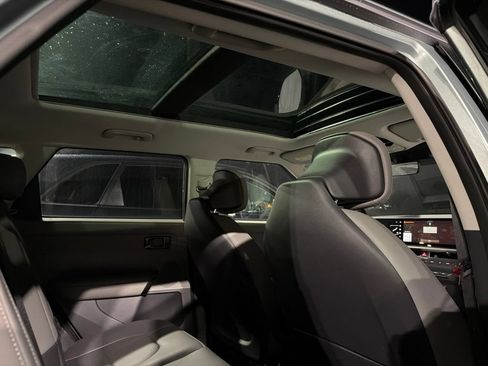 Used 2027 Kia Seltos EX w/ EX Panoramic Sunroof Package AWD/4WD image 8