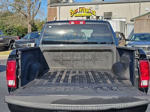 Used 2018 RAM 1500 Express w/ Express Value Package image 12