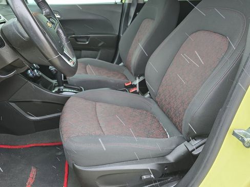 Certified 2017 Chevrolet Sonic LT w/ Convenience Package image 20