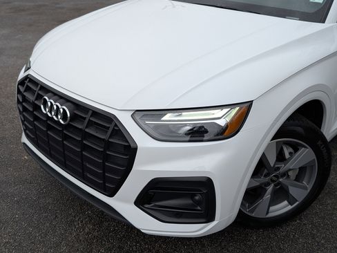 Used 2025 Audi Q5 Premium w/ Convenience Plus Package image 13