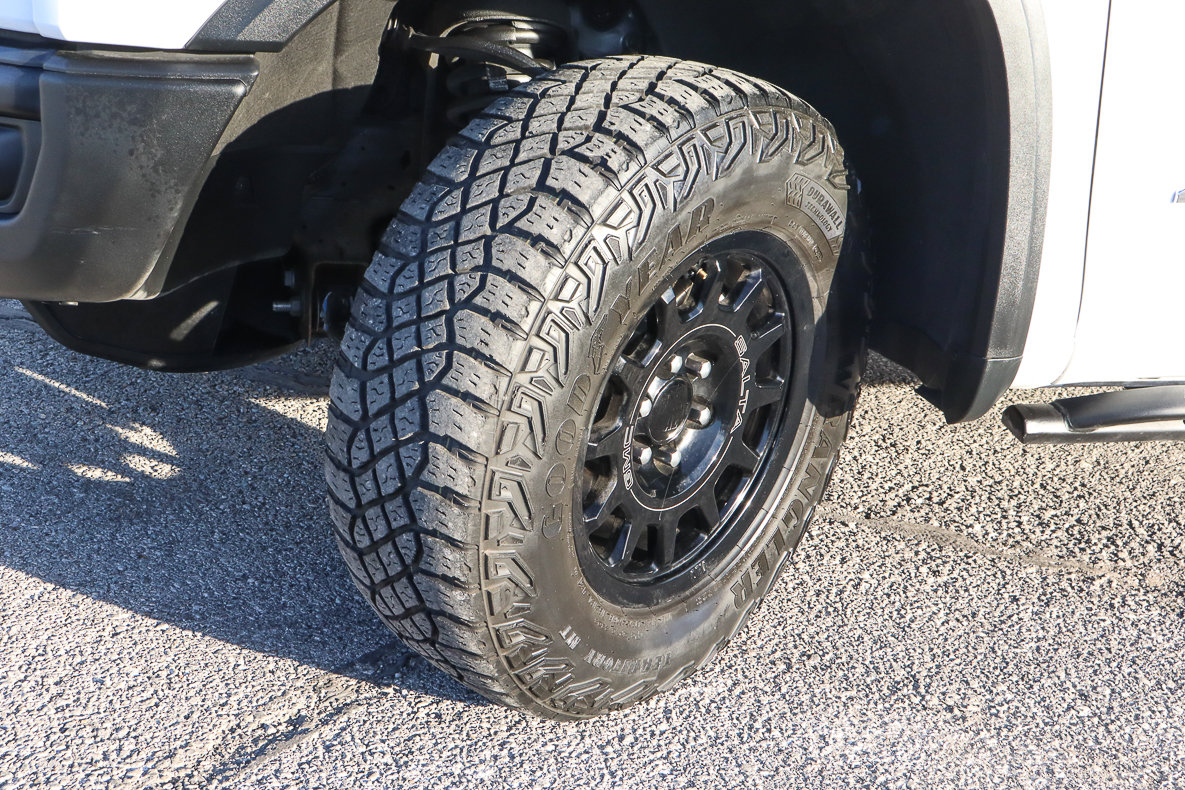 Used 2023 GMC Sierra 1500 AT4X w/ AT4X AEV Edition AWD/4WD image 23