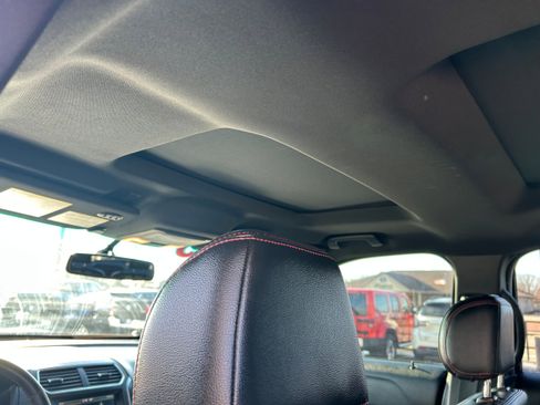 Used 2016 Ford Explorer Sport w/ Equipment Group 401A image 8