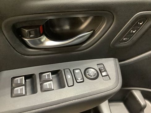 Used 2023 Honda Pilot EX-L image 25