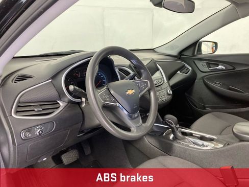 Used 2023 Chevrolet Malibu LT image 14