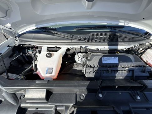 Used 2023 Chevrolet Express 2500 w/ Driver Convenience Package image 33