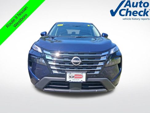 Used 2026 Nissan Rogue SV AWD/4WD image 2