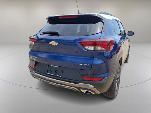 Used 2023 Chevrolet TrailBlazer ACTIV w/ Sun and Liftgate Package AWD/4WD image 10