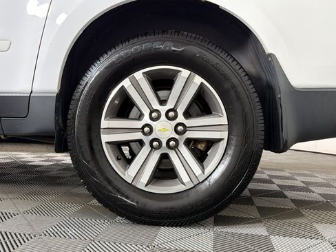 Used 2017 Chevrolet Traverse LT FWD image 11