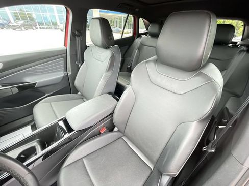 Used 2023 Volkswagen ID.4 Pro S RWD image 11