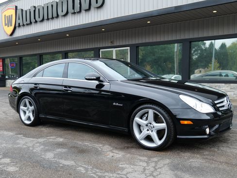Used 2007 Mercedes-Benz CLS 63 AMG w/ P2 Pkg image 64
