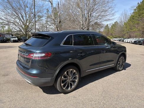 Used 2023 Lincoln Nautilus Reserve image 6