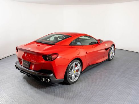 Certified 2020 Ferrari Portofino RWD image 2