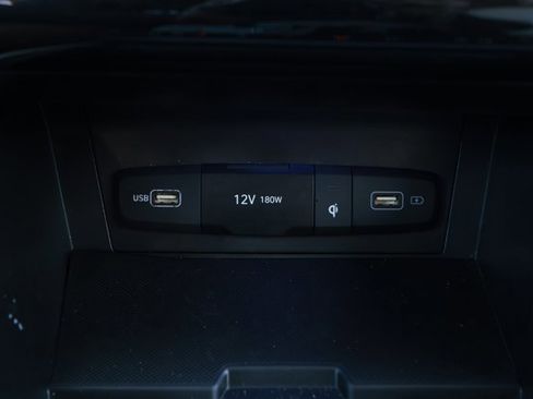 Used 2024 Hyundai Tucson Limited image 19