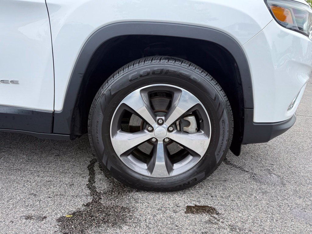 Used 2020 Jeep Cherokee Limited AWD/4WD image 26