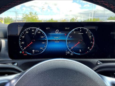 Used 2022 Mercedes-Benz CLA 250 image 19