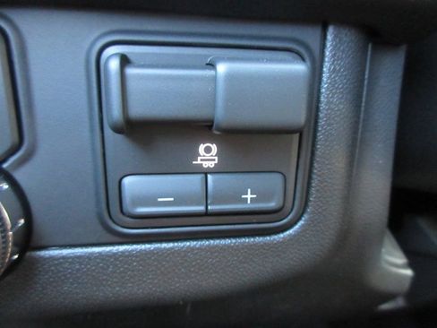 New 2026 GMC Yukon Elevation image 20