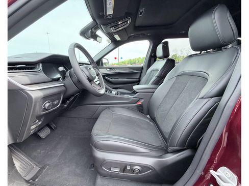 New 2026 Jeep Grand Cherokee L 2WD image 20