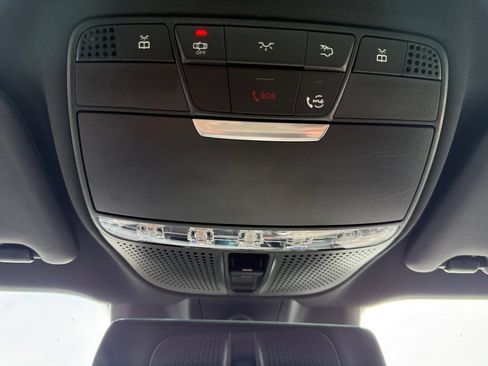 Used 2023 Mercedes-Benz E 350 4MATIC Sedan image 19