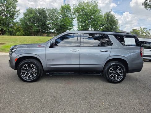 Used 2021 Chevrolet Tahoe Z71 w/ Luxury Package AWD/4WD image 2