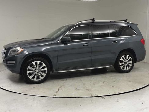 Used 2016 Mercedes-Benz GL 320 BlueTEC 4MATIC image 3