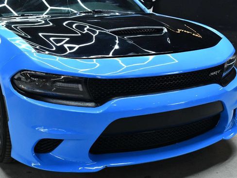 Used 2017 Dodge Charger SRT w/ Harman/Kardon Audio Group image 7