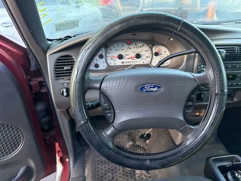 Used 2001 Ford Explorer Sport Trac 4x4 image 4