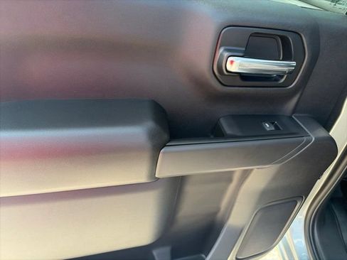 New 2026 Chevrolet Silverado 1500 Custom Trail Boss w/ LPO, Dark Essentials Package AWD/4WD image 12