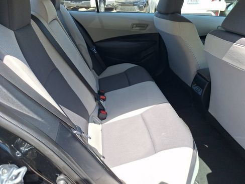 Used 2026 Toyota Corolla LE FWD image 30