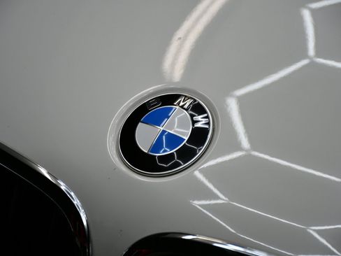 Used 2014 BMW X6 M image 8